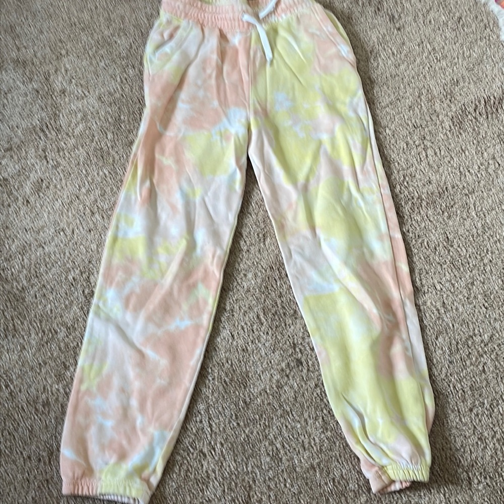 gap sweatpants with pockets and drawstrings